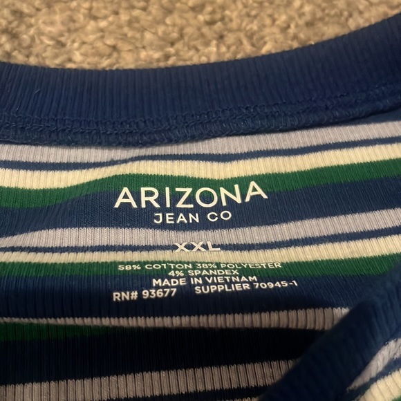A Arizona crop shirt with strings - Picture 3 of 3